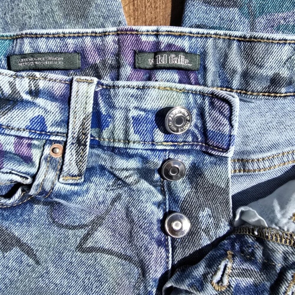 Wild Fable Super High-Rise Straight Graffiti Print Jeans - Size 0 - Picture 5 of 7